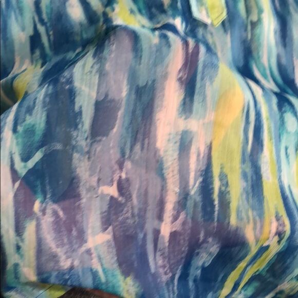 Like new Chico’s sheer blouse with Free Tank! - Picture 2 of 7